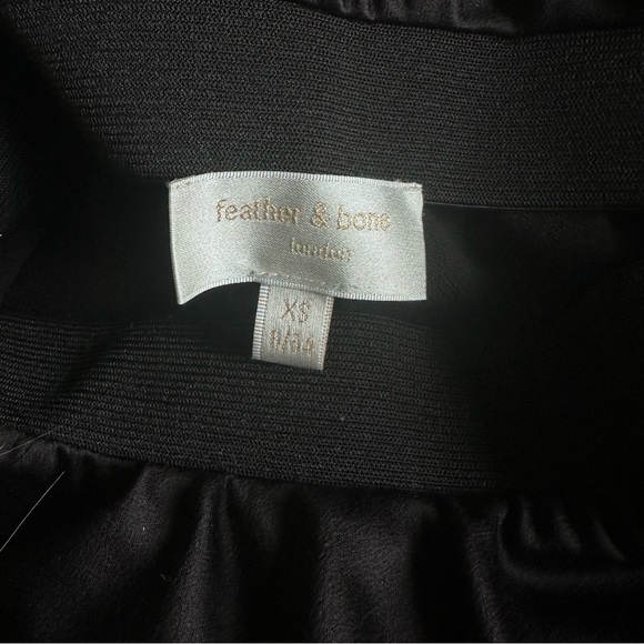 Feather & Bone Black Satin Midi Women's Skirt XS - Picture 2 of 7